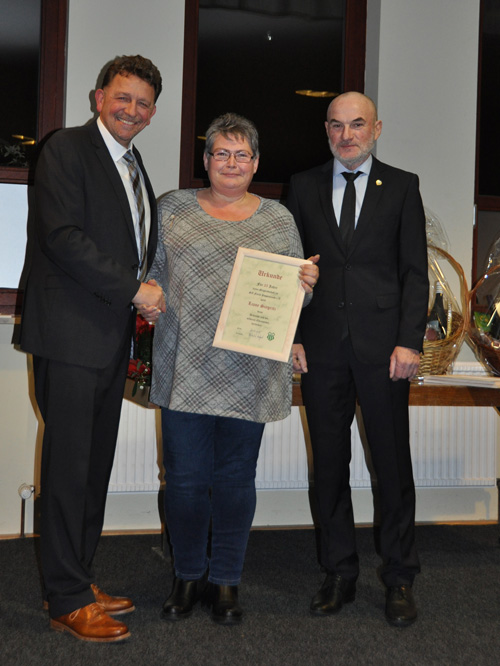 Liane Siegritz 25 Jahre SVP (eigentlich schon 26 Jahre)